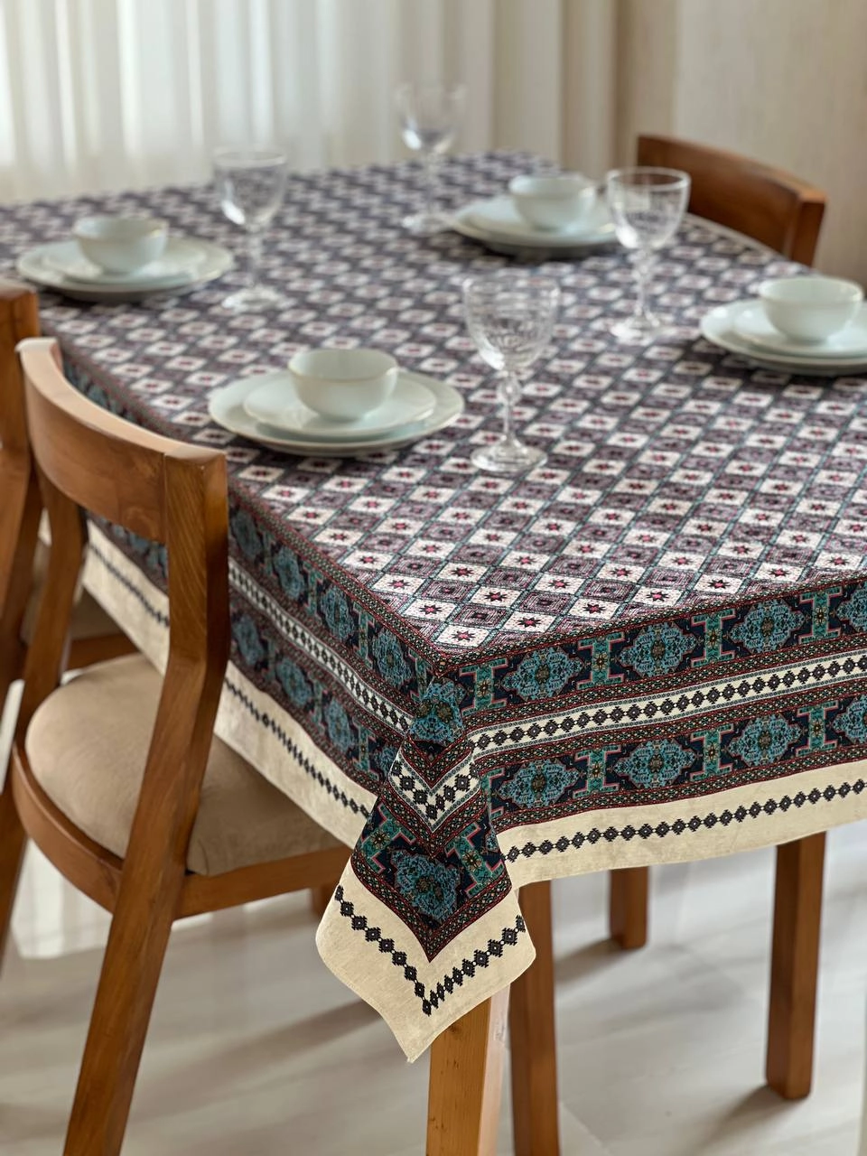 رومیزی ضد لک مخمل کوبیده