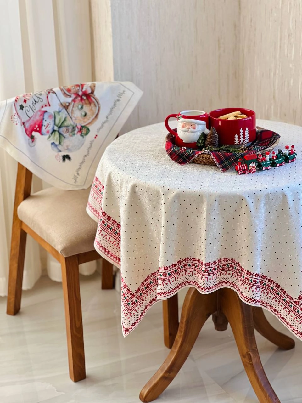 رومیزی طرح کریسمسی ضد لک مخمل کوبیده