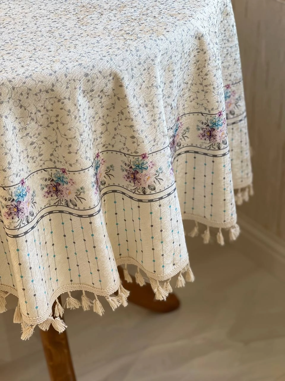 رومیزی ضد لک مخمل کوبیده