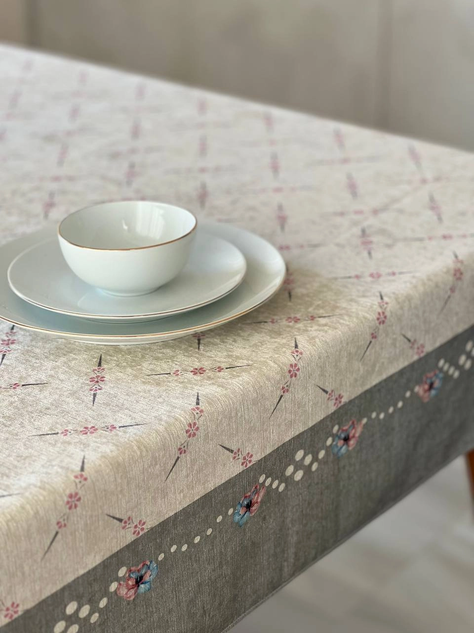 رومیزی ضد لک مخمل کوبیده